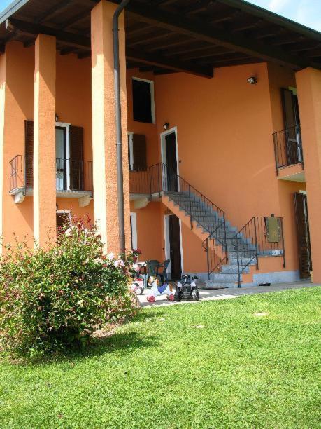 Agriturismo Cascina Aguzza Oleggio Exterior foto